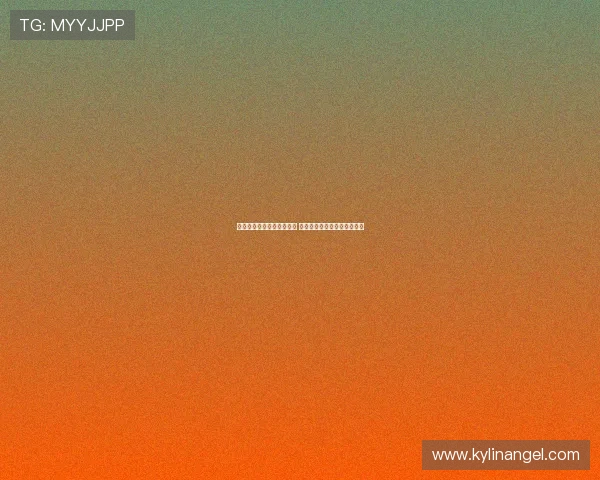 爱德华兹现身成都熊猫基地 获赠特制球鞋与面具惊喜亮相